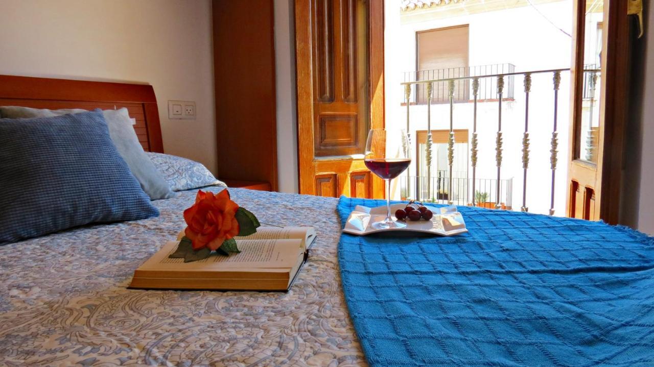Via Alfaros Apartamento